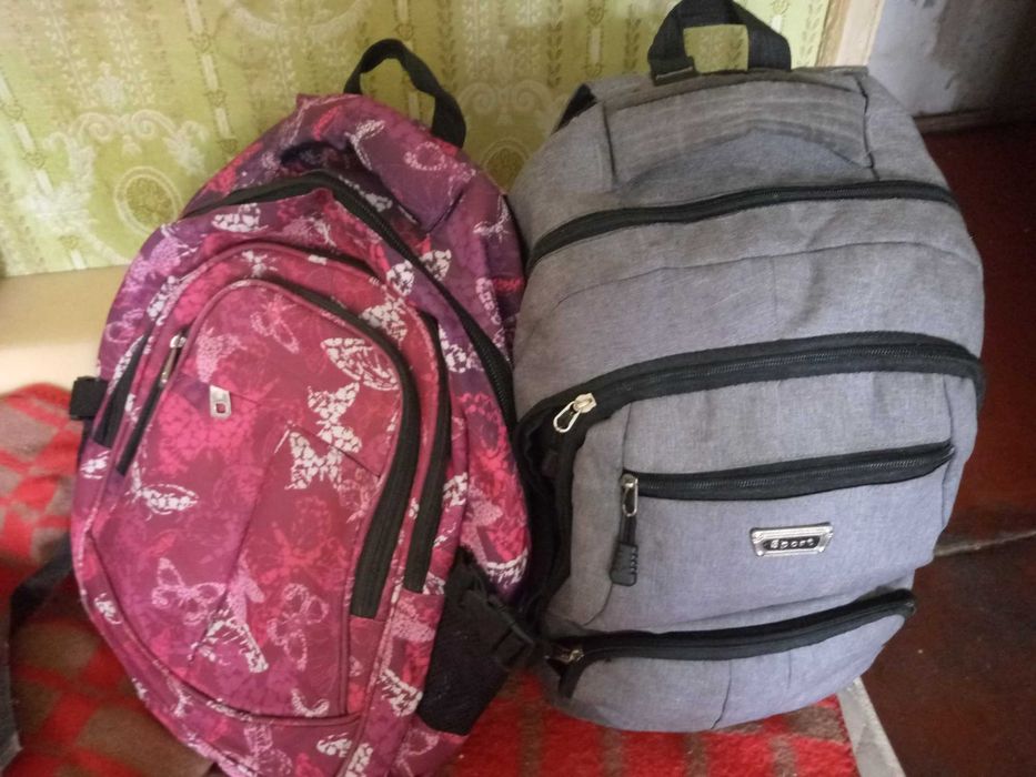 Продам рюкзаки Б/У