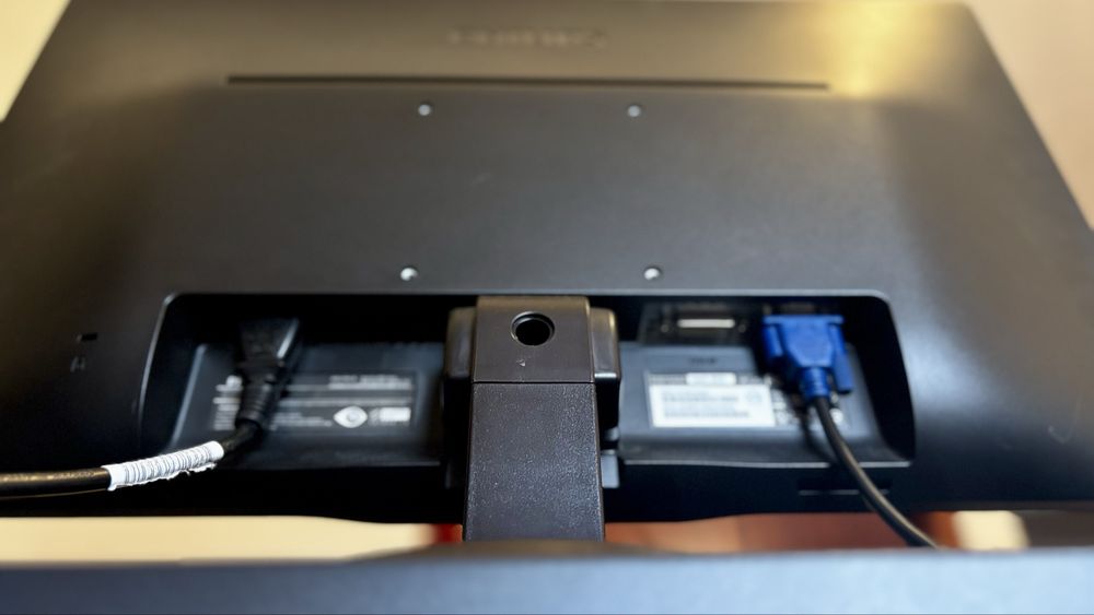 Monitor Philips – Excelente para desenrasque