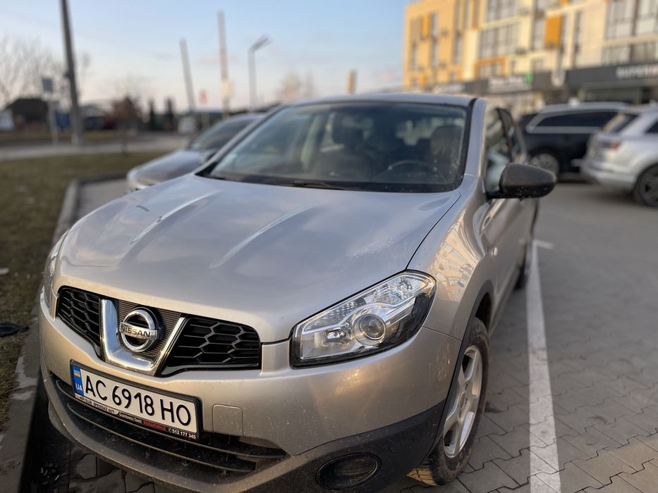 Nissan  Qashqai  2012-й газ бензин