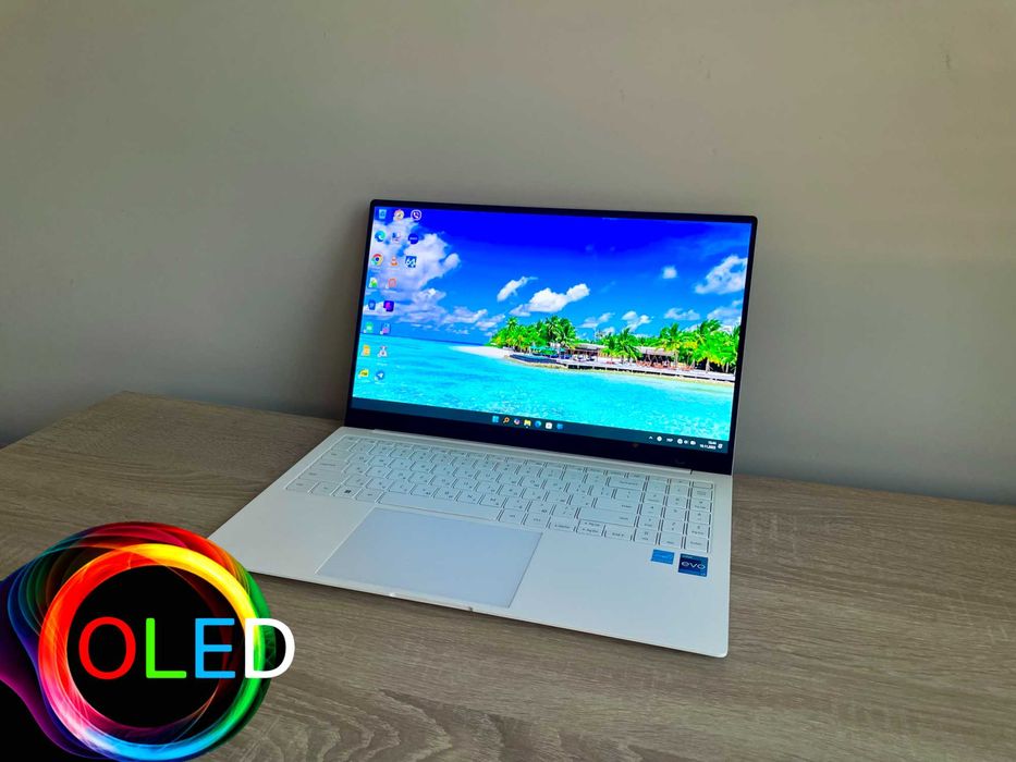 Samsung 15 OLED i7-1260p 12ядер 16 ddr5 512 bat 11ч 1кг Гарнт 0% Расро
