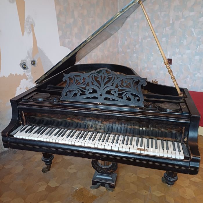 Fortepian antyk sprzedam