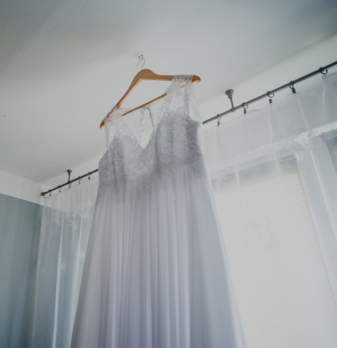 Suknia ślubna biała