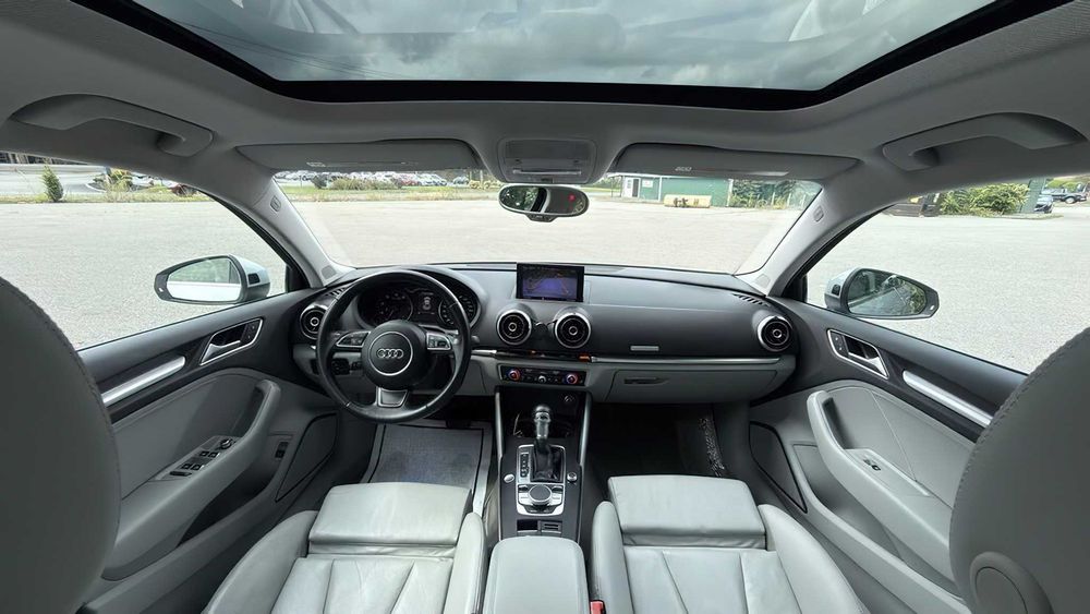 Audi A3      2015