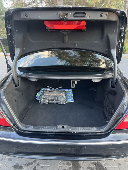 Мерседес w211 2008 р 2,2 дизель