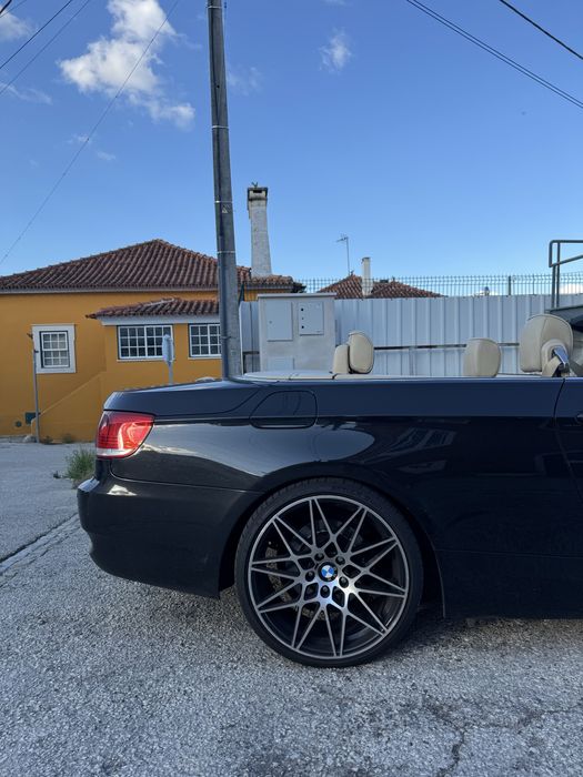 Bmw E93 muito bem estimado