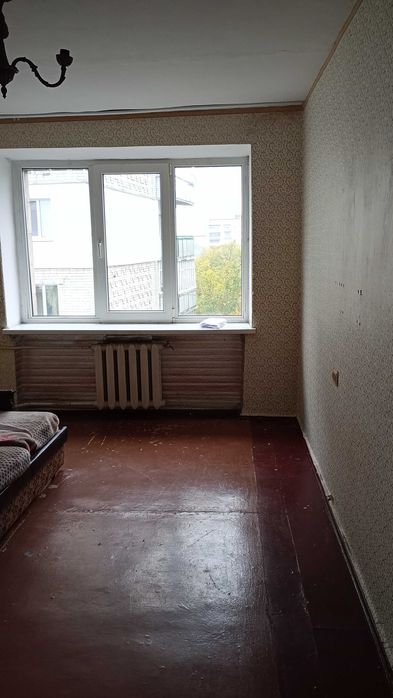 Трикімнатна квартира ( район Машбуд )