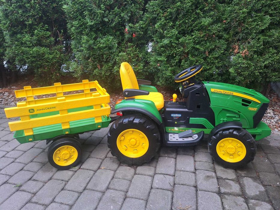 Traktorek na akumulator John Deere Peg Perego + Przyczepka | Światła LED!