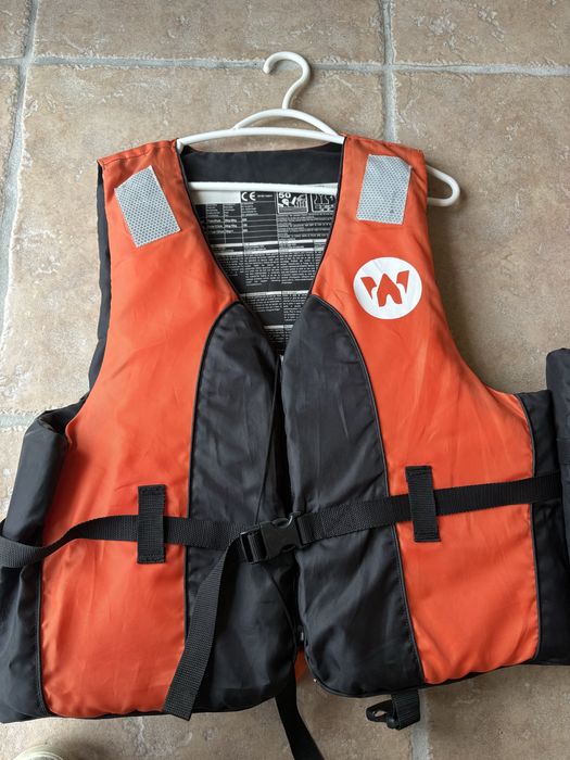 Colete para desportos nauticos