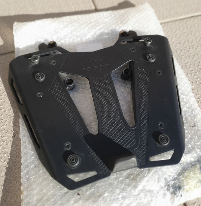 Suporte/base original Givi trekker outback para ktm 790/890 adventure