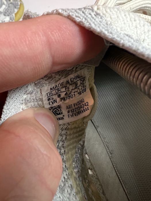 Adidas yeeze boost 380 чоловічі кросівки адідас ізі буст 42