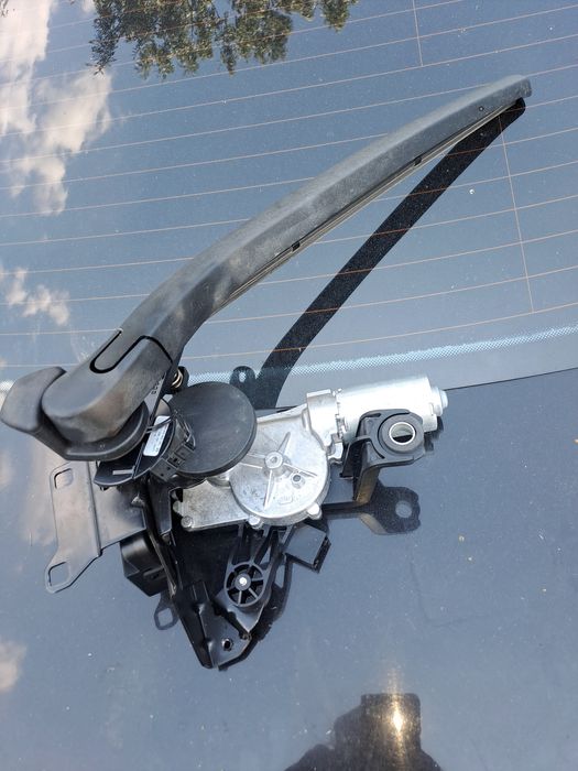Mechanizm silniczek wycieraczki tył bmw e61