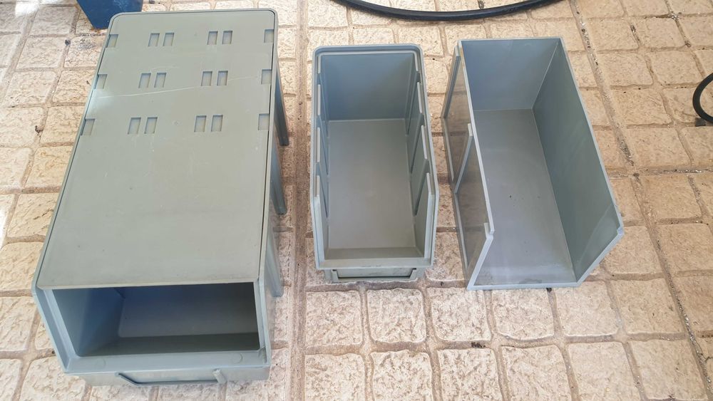 Caixas SUC mod. A, B e outro