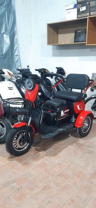 Електроскутер Електротрицикл Corso Logan 1000w