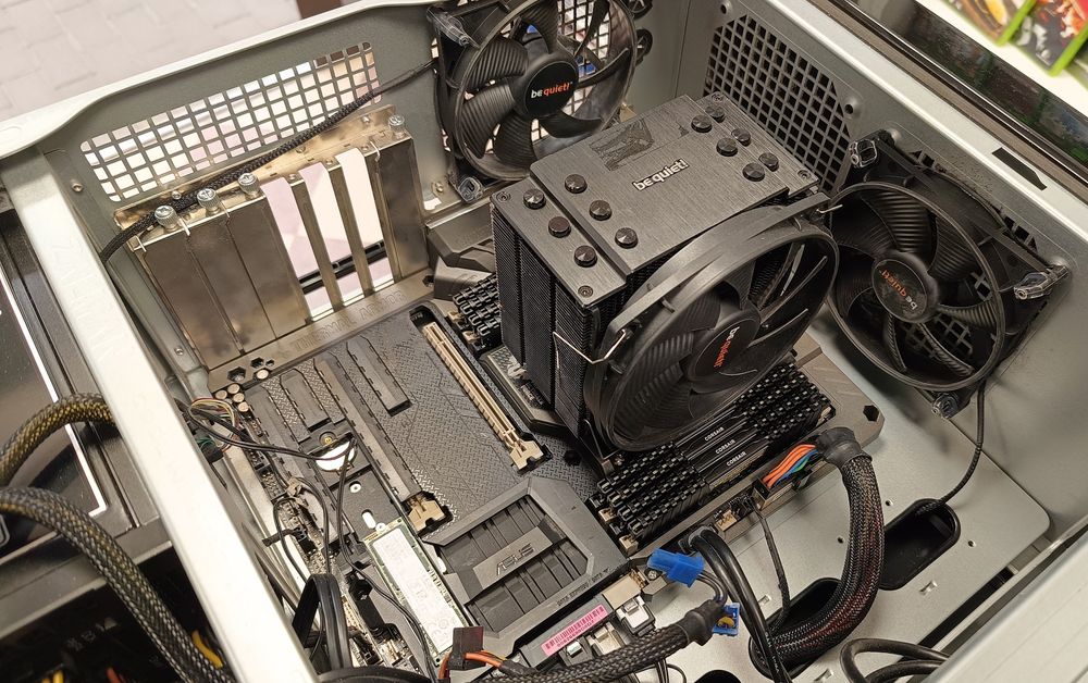 Potężny komputer BigTower 14rdzeni 48GB DDR4 3TB SSD Win10Pro Sklep