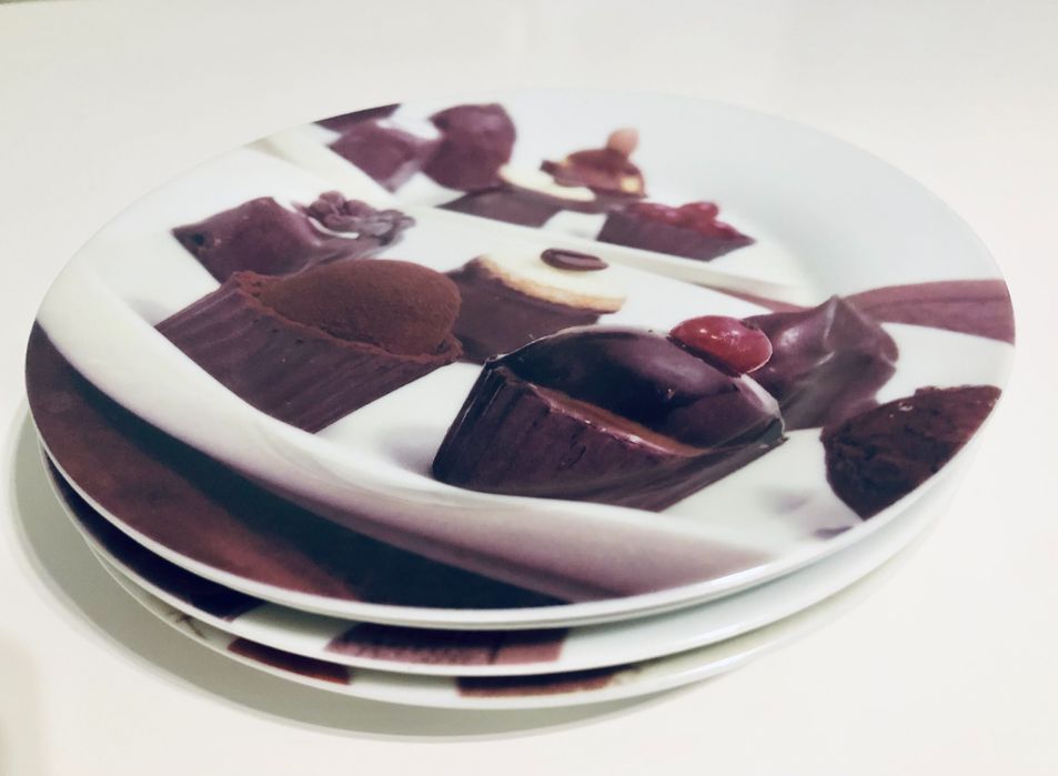 Набор  тарелок Limited Edition