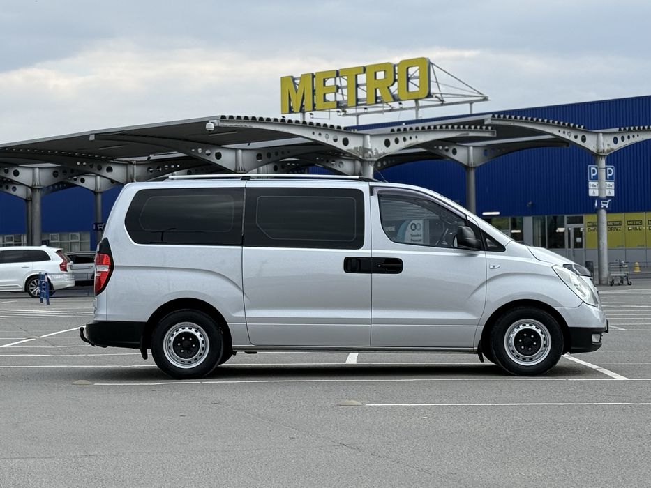 Бус Hyundai H-1 (2009) Пасажир 9 місць, торг, обмін, лізинг, кредит