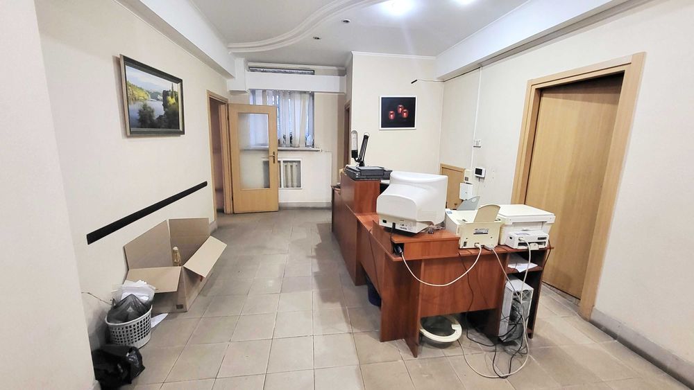 Продаж  приміщення ЧЕРВОНА ЛІНІЯ вул. Південно-Українська буд. 3