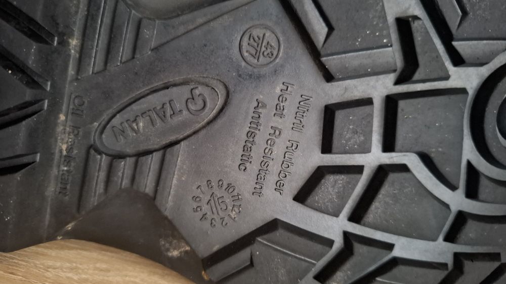 Продам шкіряні натуральні берці