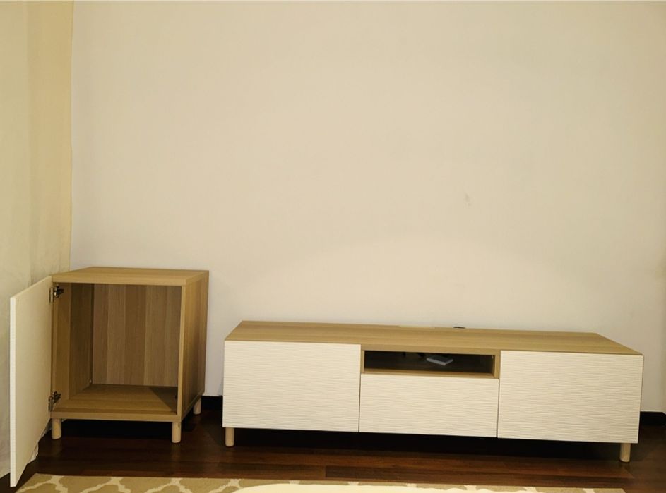 Móvel modelar Ikea - modelo Laxviken e Besta