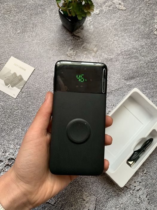 Premium Power Bank 30800mAh – вбудован проводи,бездротова зарядка!