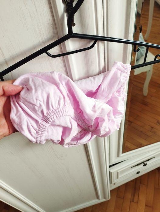 Віддам слінг шарф і простирадло в каляску