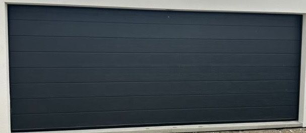 Brama garażowa segmentowa Hormann 5400x2125 kolor antracyt