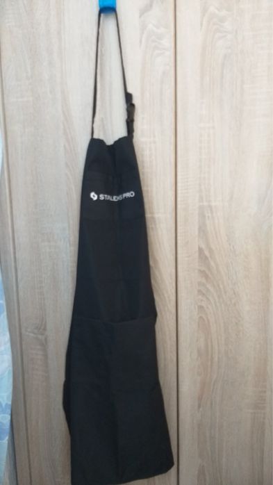 Фартук для мастера маникюра