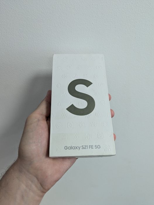 Samsung Galaxy S21 FE НОВИЙ 2 SIM 128 GB Neverlock