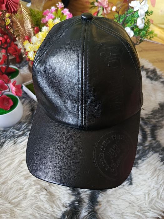 Super czapka skórzana wyprzedaż