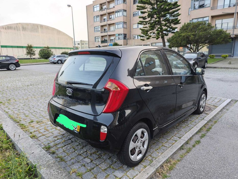 Kia Picanto 2011 - Poucos KMs