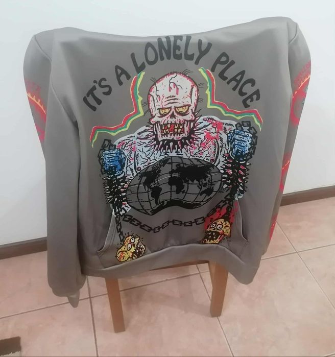 Hoodie completamente novo