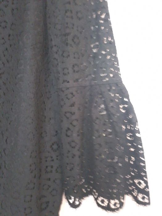 Жіноча блуза з гіпюру