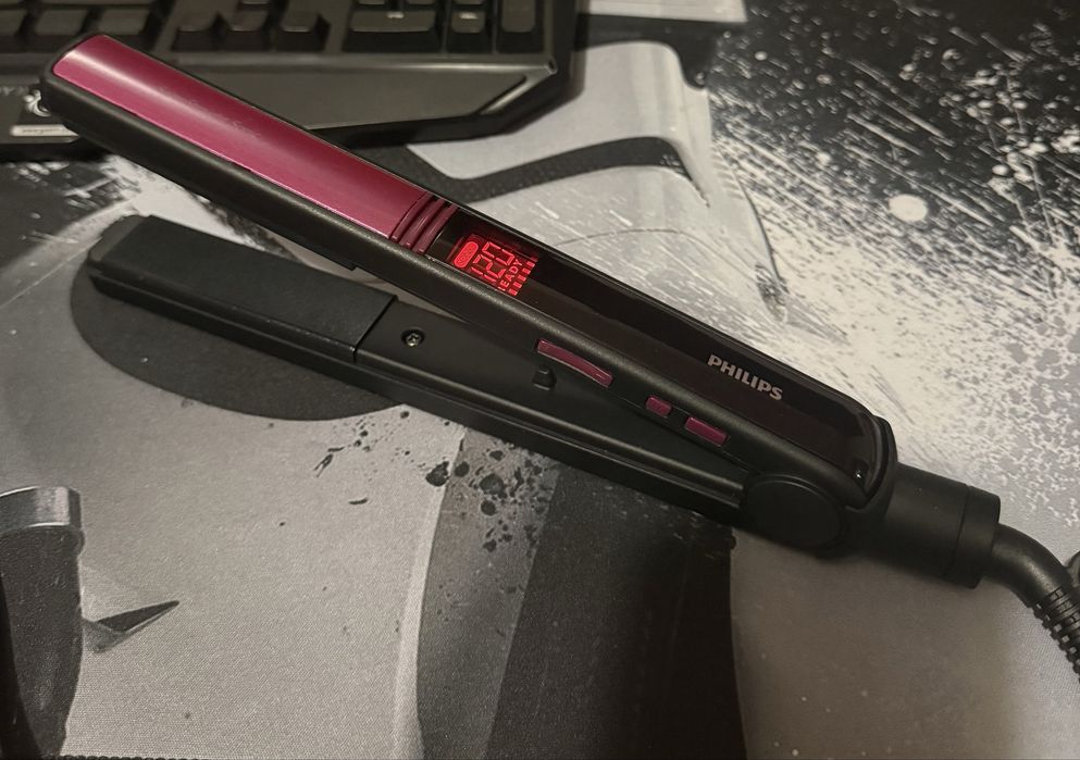 Випрямляч SalonStraight Sonic HP4666