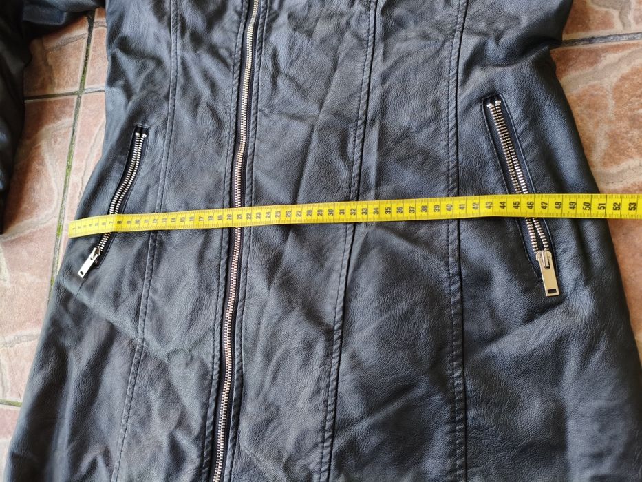 Ciepła kurtka z futerkiem L/XL ekoskóra