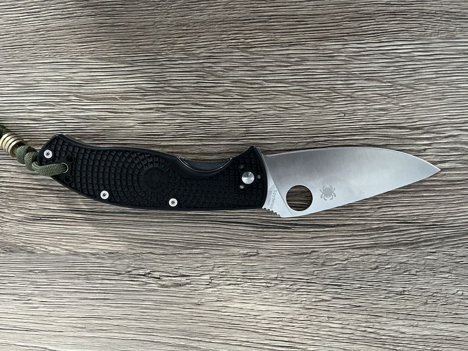 Nóż składany spyderco