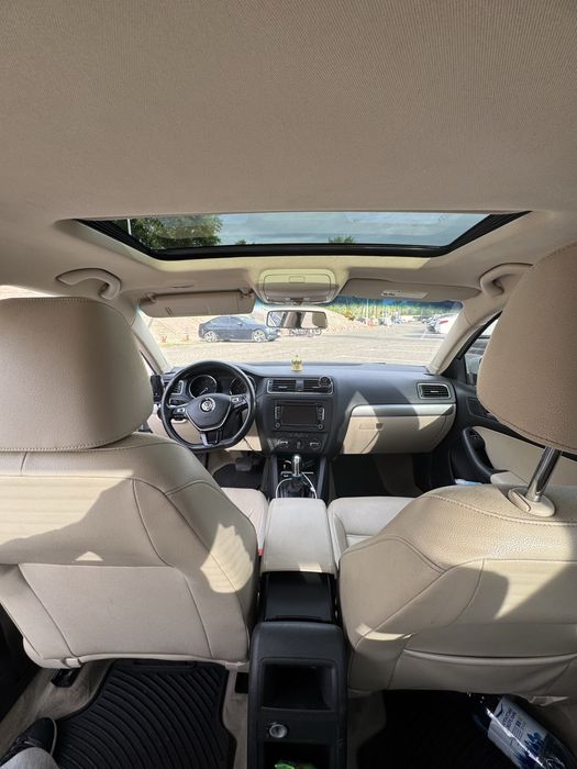 Продається Volkswagen Jetta SE 2015