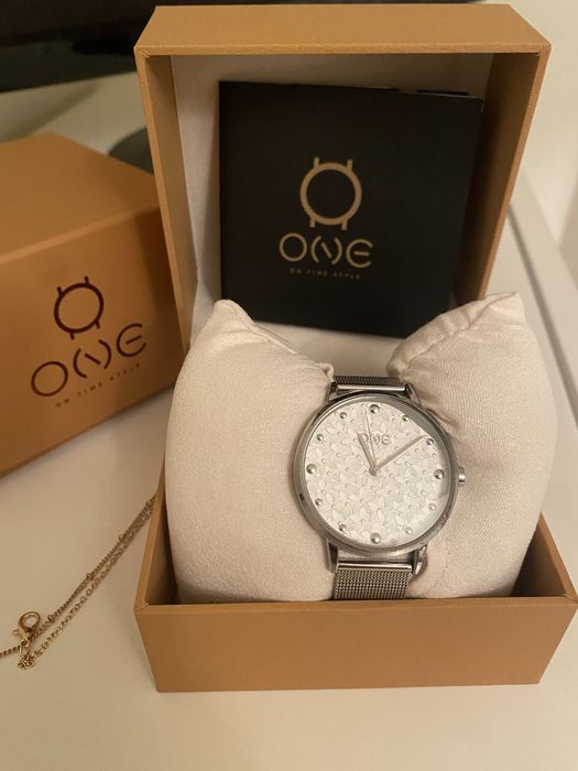 Relogio ONE senhora