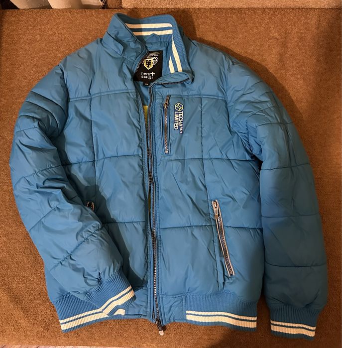 Продам куртку розмір S, стан 10/10