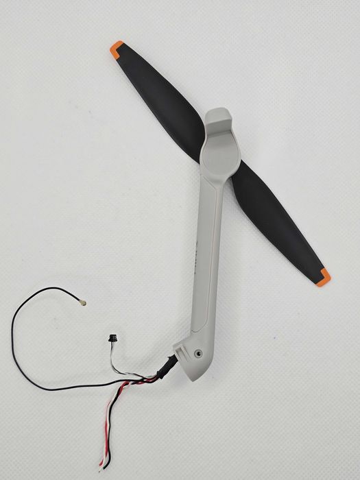 DJI Mini 3 – lewe przednie ramię | kompletne
