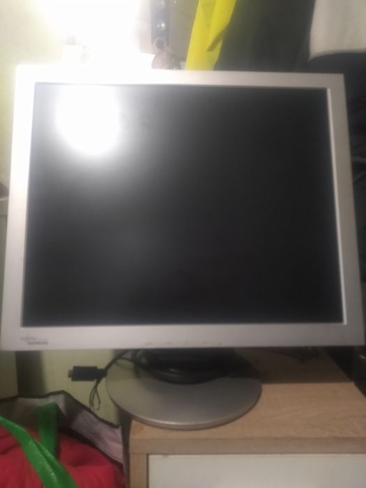 Sprzedam monitor