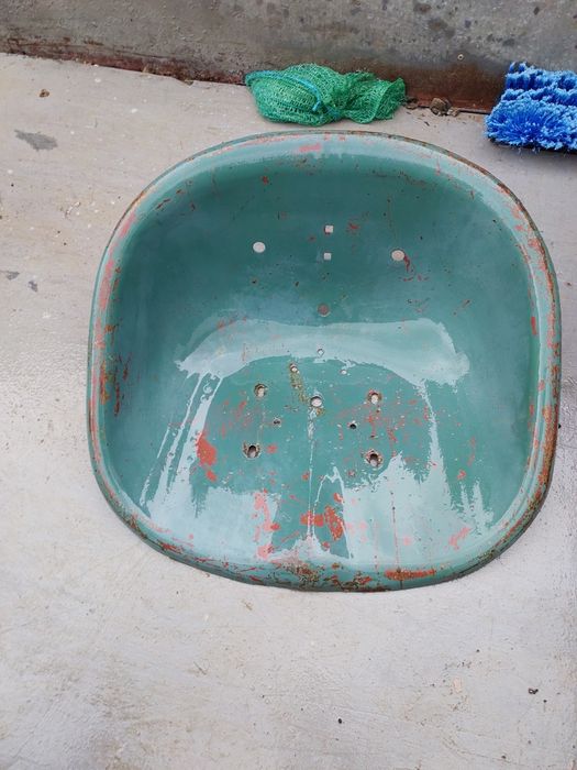 Siedzenie zabytkowe z prl