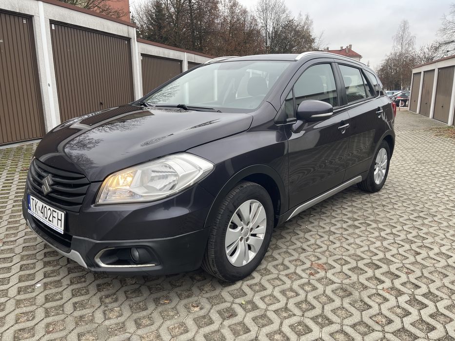 SUZUKI SX4-S-CROSS 1,6DDIS 120km Keyless Go