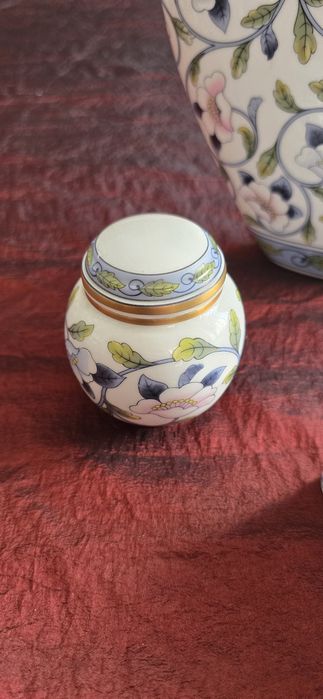 3 peças porcelana Neoclássica Portugal