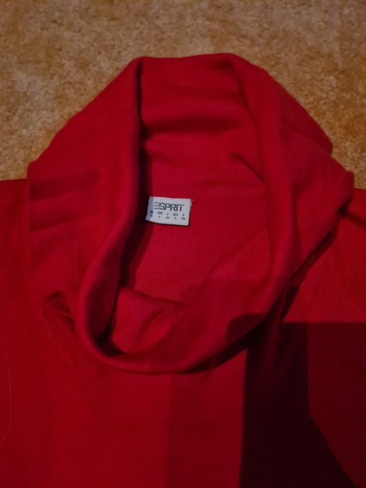 Sweter czerwony Esprit L