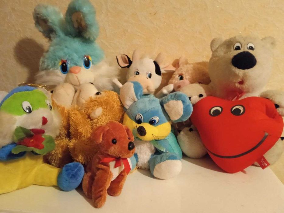 Лот мягких игрушек