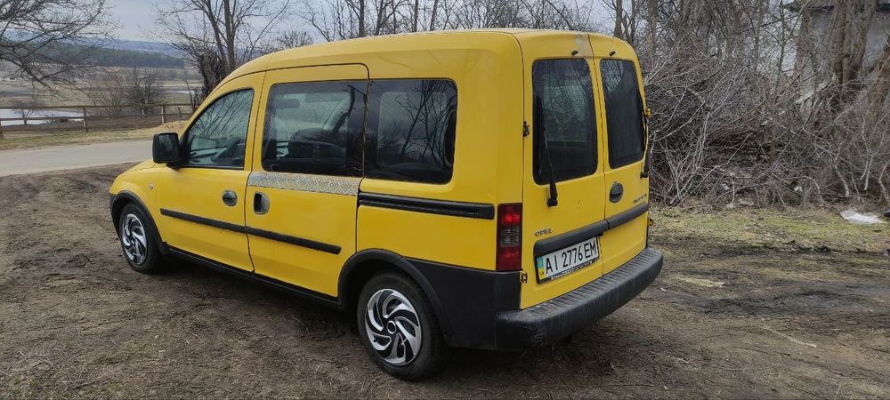 Продам Опель комбо