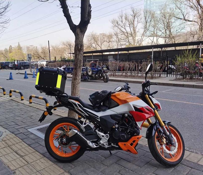 Top case alumínio 45 L / 55 L / 65 L moto cafe racer