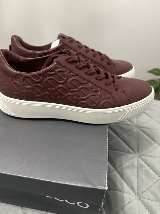 Buty damskie ze skóry  Ecco 40