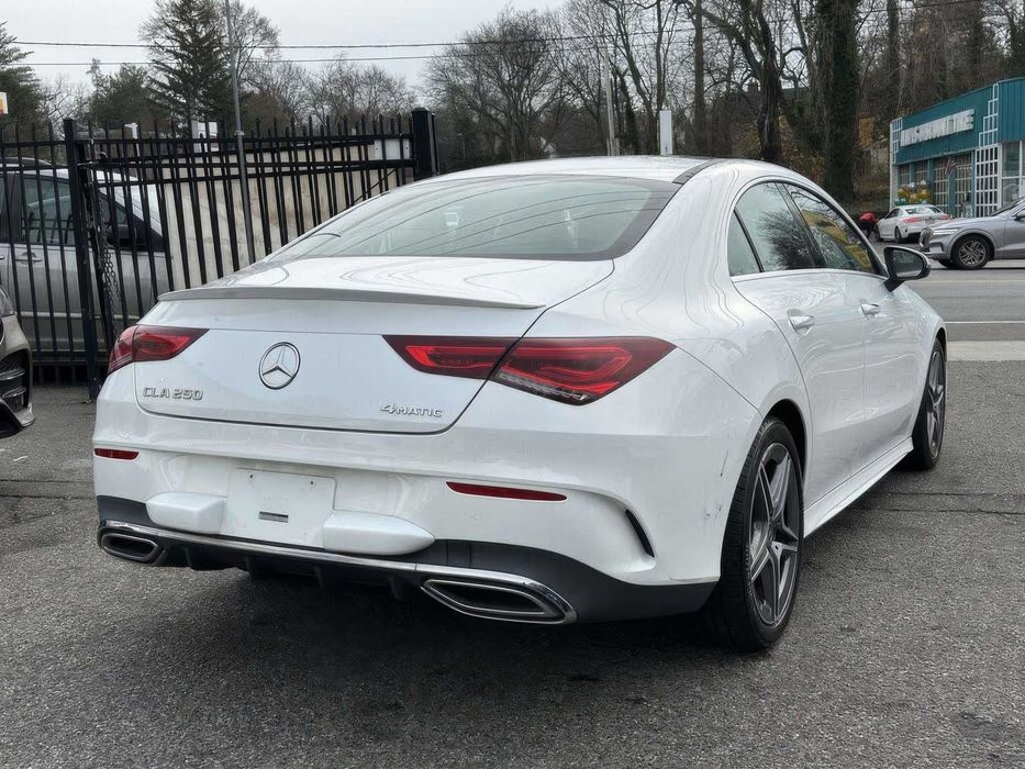 Mercedes-Benz CLA 250 4MATIC      2021