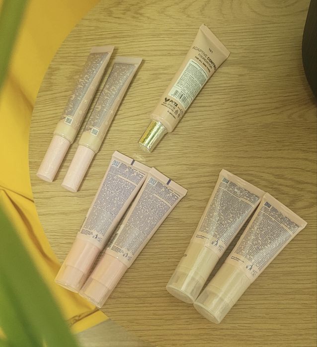 Тональний крем  і консилер для обличчя GlamBee